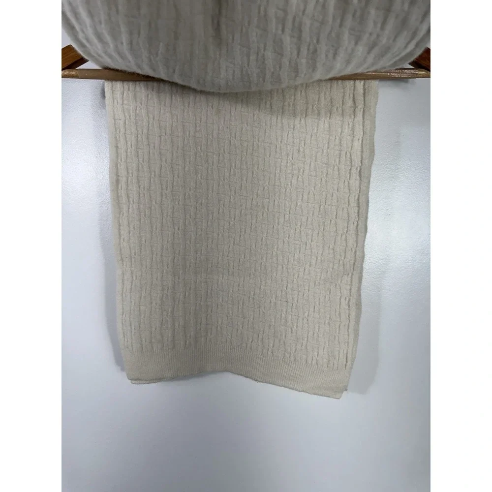 Falke Unisex One Size Ivory Textured Scarf